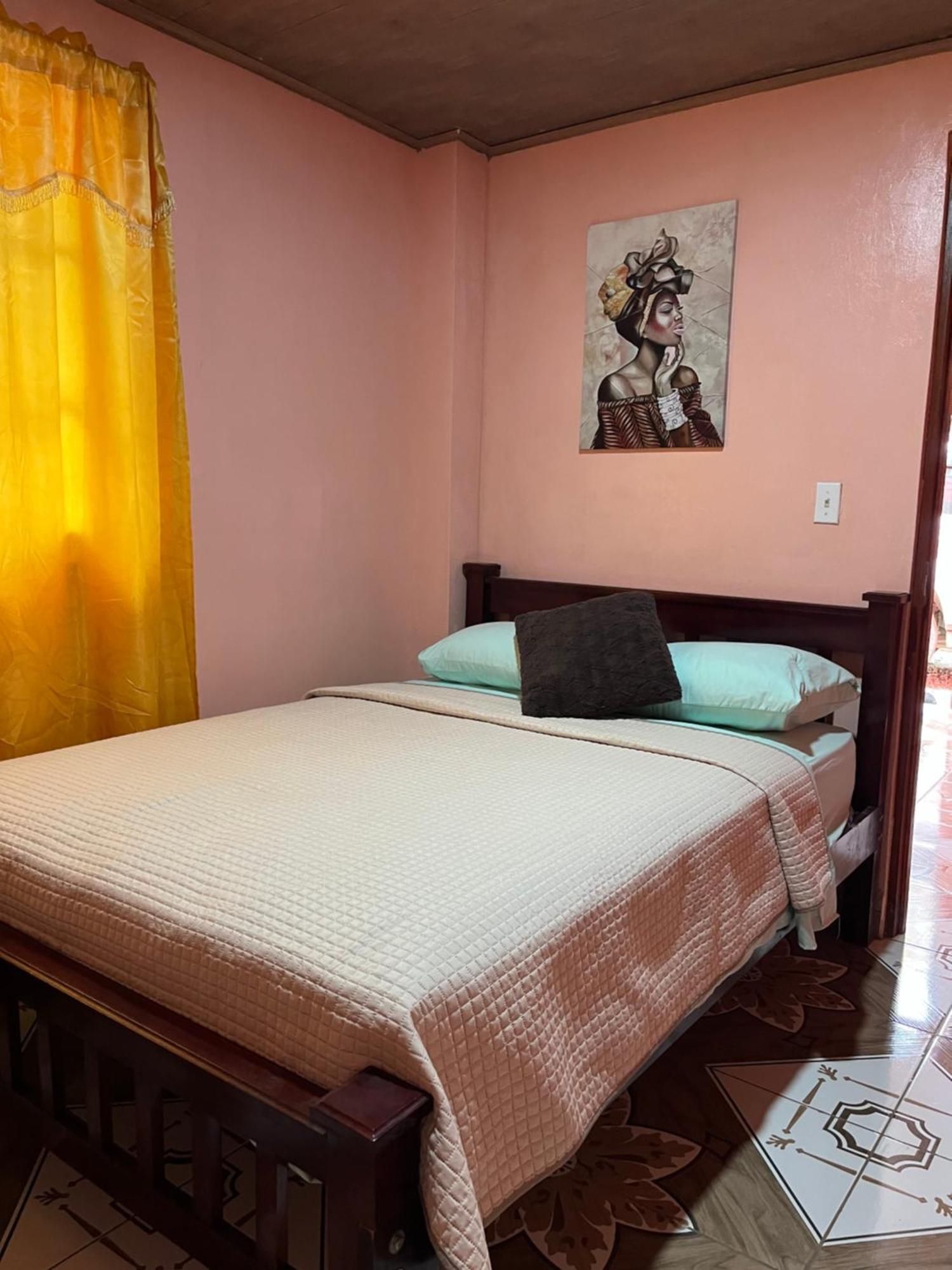 Surf Camp Hotel Bocas Town Luaran gambar