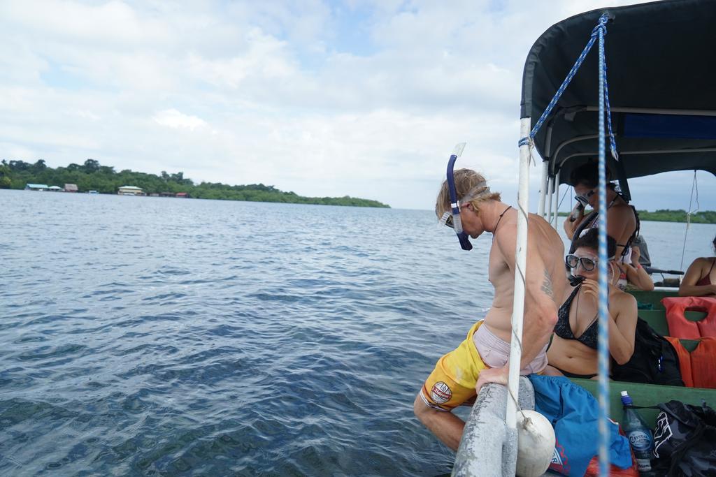 Surf Camp Hotel Bocas Town Luaran gambar
