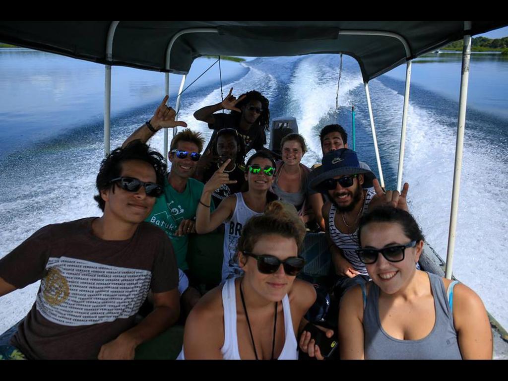 Surf Camp Hotel Bocas Town Luaran gambar